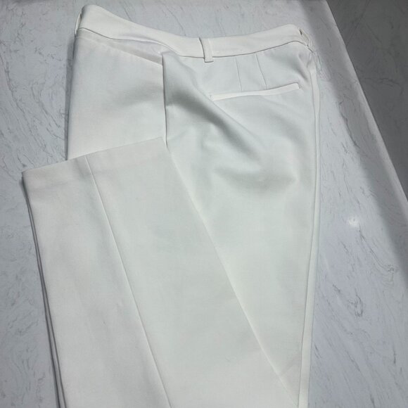 WHITE HOUSE BLACK MARKET - Pleated White Trousers - Picture 2 of 8
